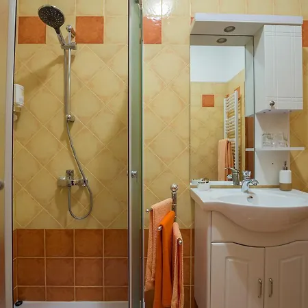 Terranova アパート ロヴィニ